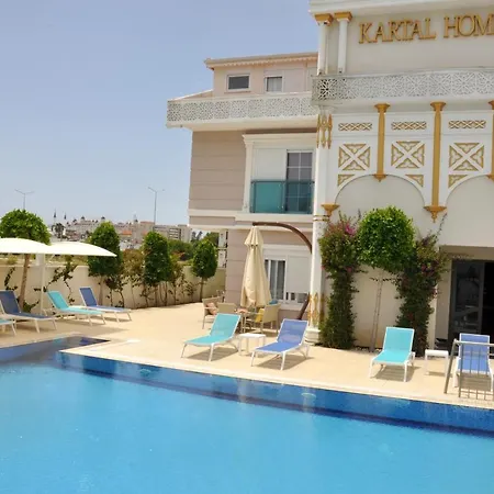Aparthotel Happy Family 3*